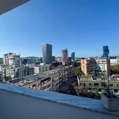 As Apartment *